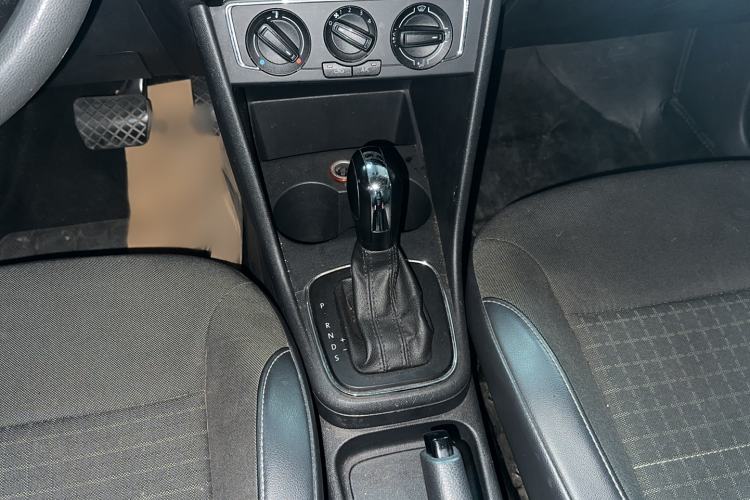 Used Volkswagen Polo 2014 1.4L Automatic Comfort Edition