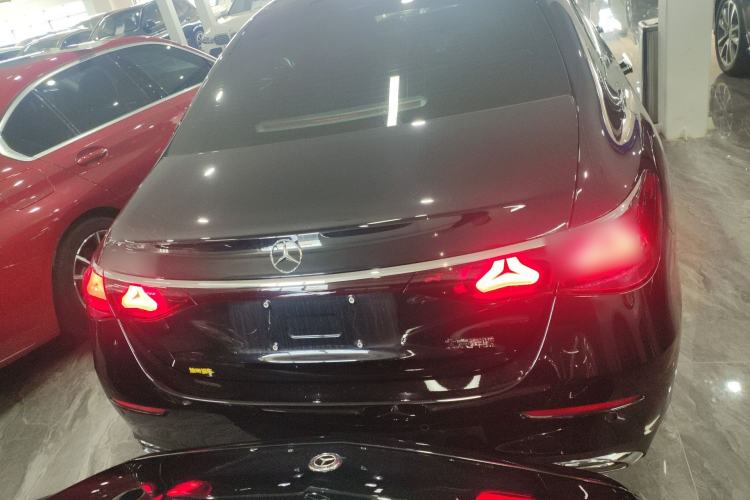 Used Mercedes-Benz E-Class 2025 Facelift E 300 L Luxury Edition