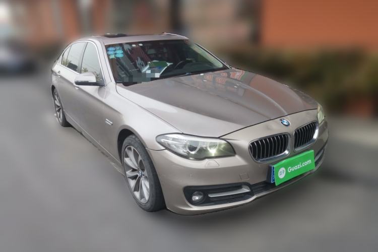 Used BMW 5 Series 2017 525Li Leading Model Front Right 45 Deg