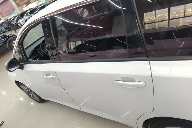 Used GAC Trumpchi M6 2021 270T DCT Luxury Edition (7-seater)
