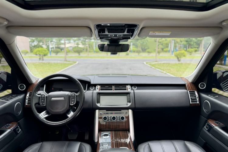 Used Land Rover Range Rover 2017 3.0 SC V6 Vogue Extended Version