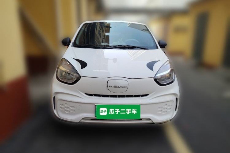 Used Roewe Clever 2021 302 km New Four-Seater Super-Efficient Version
