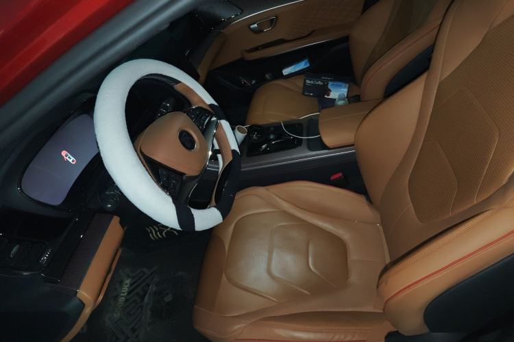 Used BYD Han 2022 EV Genesis Edition 715 km Front-Wheel-Drive Flagship Model Left Front Seat