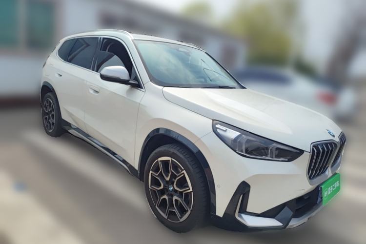 Used BMW X1 2023 sDrive25Li X Design Package Front Right 45 Deg