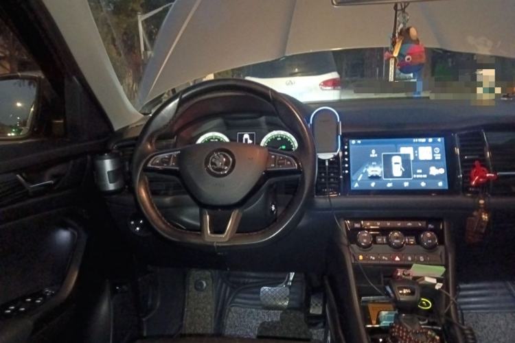 Used Skoda Kodiaq 2018 Facelifted TSI330 5-Seater Two-Wheel-Drive Luxury Enjoyment Edition