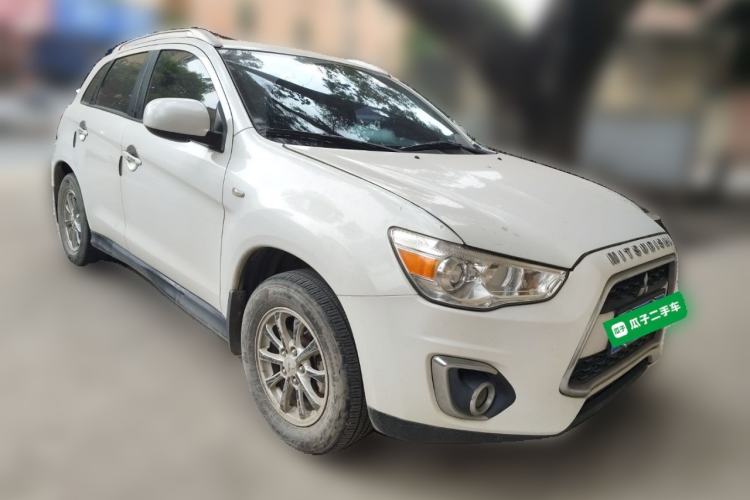Used Mitsubishi ASX 2013 2.0L CVT Two-Wheel Drive Tech Edition Front Right 45 Deg