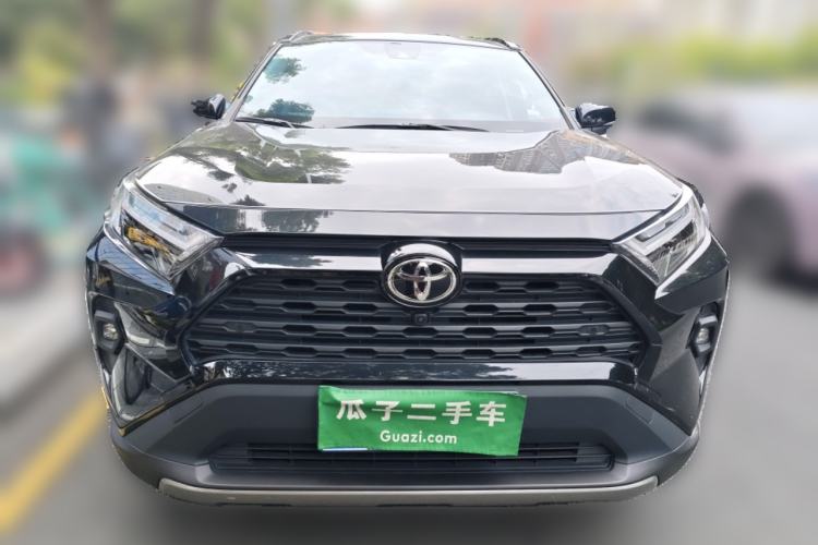 Used Toyota RAV4 2023 2.0L CVT Two-Wheel Drive Fashion Plus Edition
