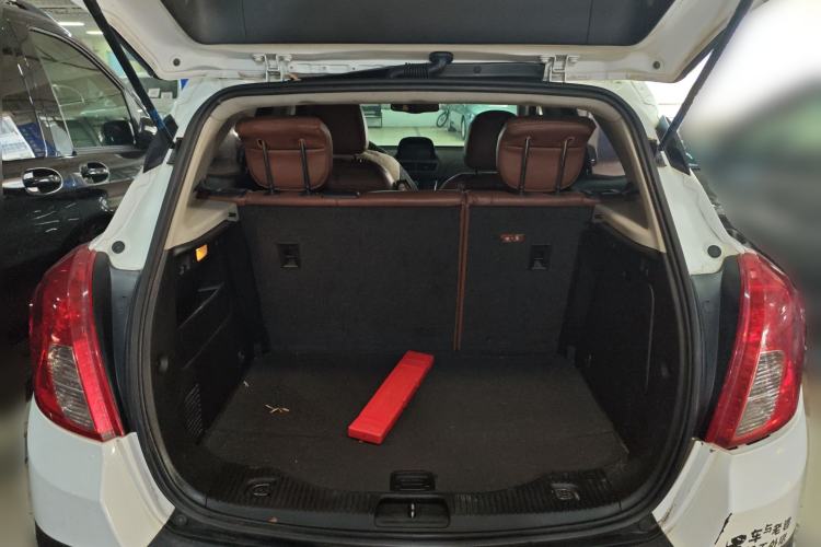 Used Buick Encore 2013 1.4T Automatic Two-Wheel Drive Elite Model Trunk