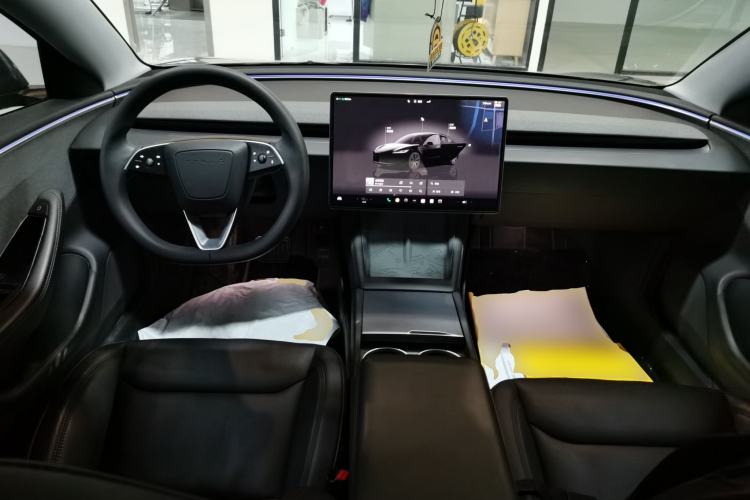 Used Tesla Model 3 2023 Rear-Wheel-Drive Version
