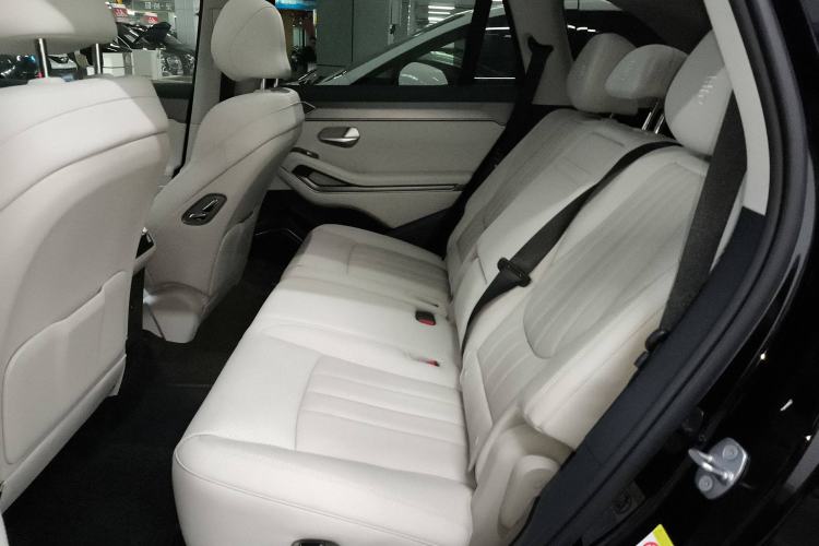 Used BYD Tang L 2025 DM 215KM LiDAR Flagship Model