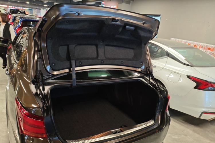 Used Toyota Crown 2015 2.0T Fashion Edition