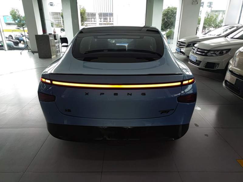 Used XPeng P7 2023 586E — 5