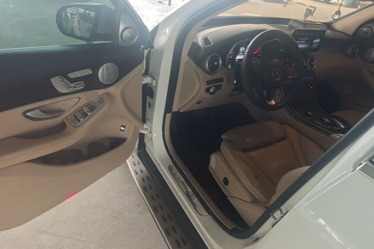 Used Mercedes-Benz GLC 2017 GLC 300 4MATIC Sport Edition
