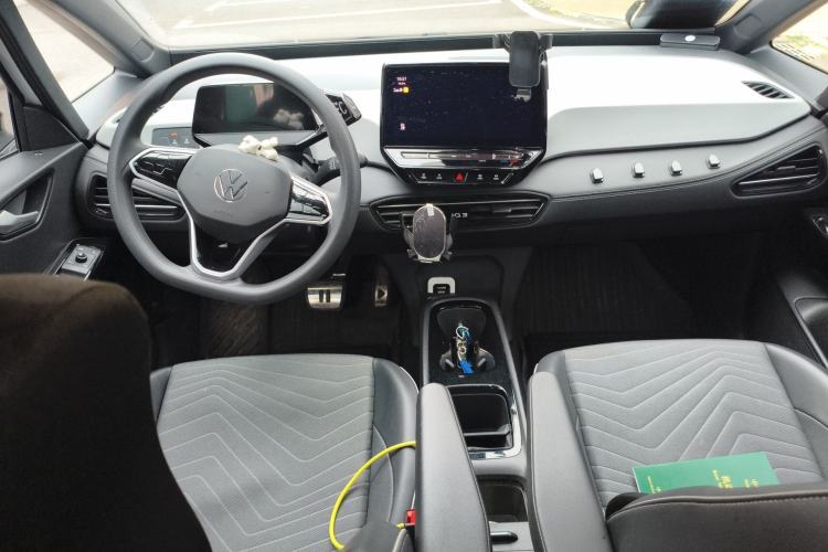 Used Volkswagen ID.3 2024 Pure & Smart Edition Center Console