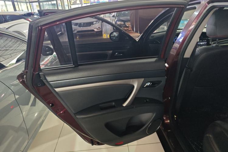 Used Haima M6 2015 1.5T CVT Luxury Model