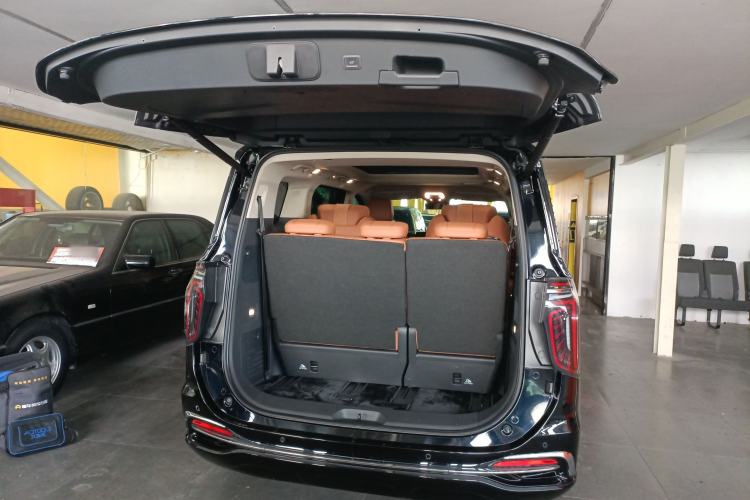 Used Hongqi HQ9 PHEV 2024 2.0T Four-Wheel Drive Luxury Edition Trunk