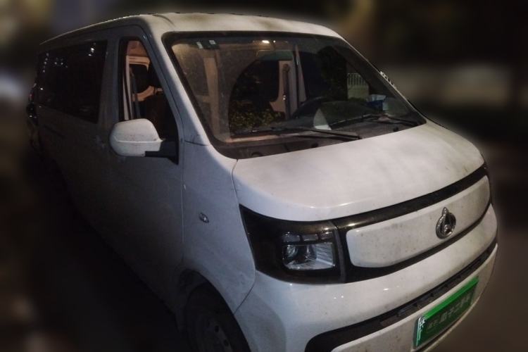 Used Chana Ruixing EM80 2025 Passenger Version Comfort Edition 6-Seater 300 km Dual-Swing Doors
