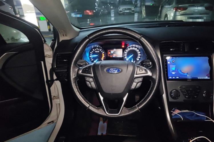 Used Ford Mondeo 2018 EcoBoost 180 Smart Control Fashion Model China V Standard Steering Wheel