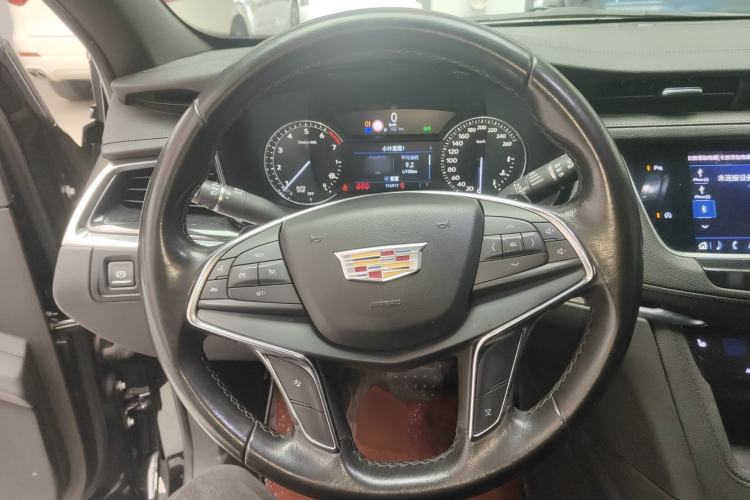 Used Cadillac XT5 2020 28T Luxury Version
