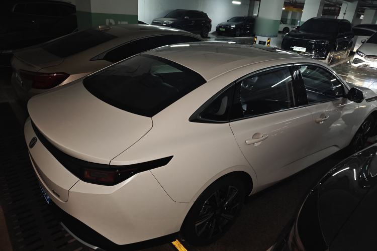 Used Changan Eado 2025 Blue Whale 1.5T 500Bar Prestige Model