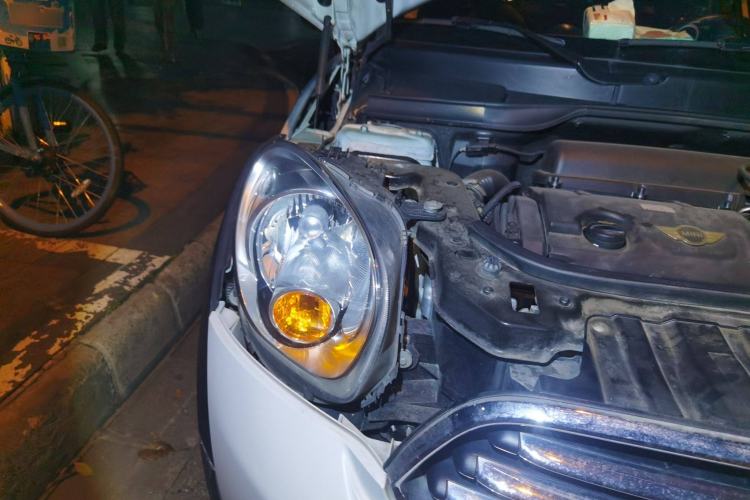 Used MINI Countryman 2013 1.6T COOPER ALL4 Fun Right Front Headlight