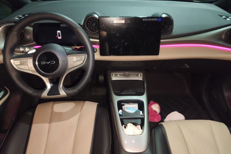 Used BYD Dolphin 2025 Intelligent Driving Version 410 km Fashion Edition
