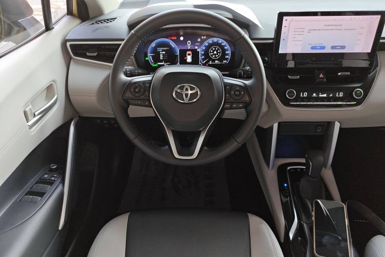 Used Toyota FRONTLANDER 2023 2.0L Smart Electric Hybrid Dual-Engine Deluxe Version