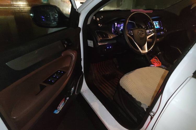 Used JAC Refine S5 2015 1.5T Automatic Elite Model
