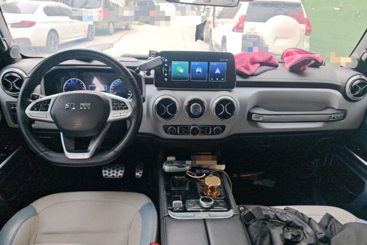 Used BAIC Off-Road BJ40 2023 2.0T Automatic Four-Wheel Drive Urban Hunter Edition Chivalrous Type