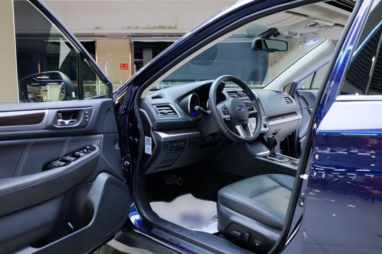 Used Subaru Outback 2017 2.5i Luxury Navigation Edition
