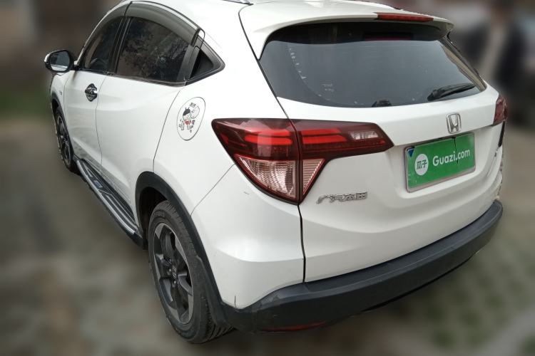 Used Honda Vezel 2017 1.8L CVT Front-Wheel Drive Pioneer Edition