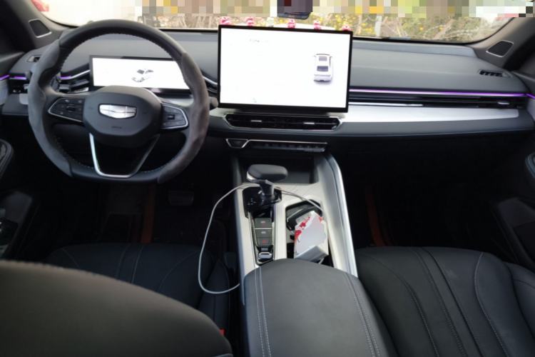 Used Geely Auto Preface 2025 Dongfang Yao 1.5TD Kunlun Edition
