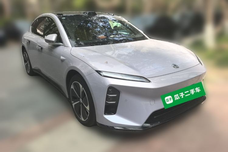 Used Nio ET5 2025 75 kWh Front Right 45 Deg