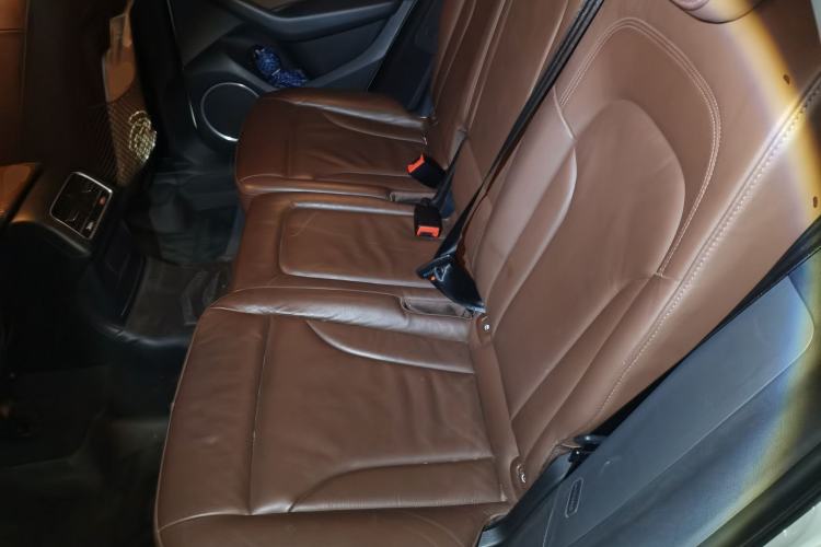 Used Audi Q5 2017 40 TFSI Comfort Model
