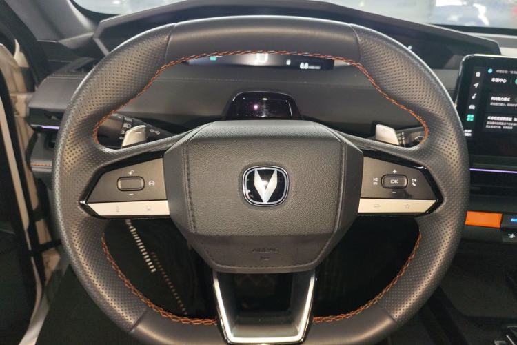 Used CHANGAN UNI-V 2022 1.5T Prestige Version Steering Wheel