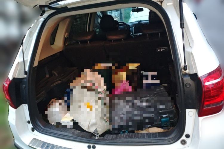 Used Haval H6 2015 Sport Edition 1.5T Automatic Two-Wheel Drive Luxury Model Trunk