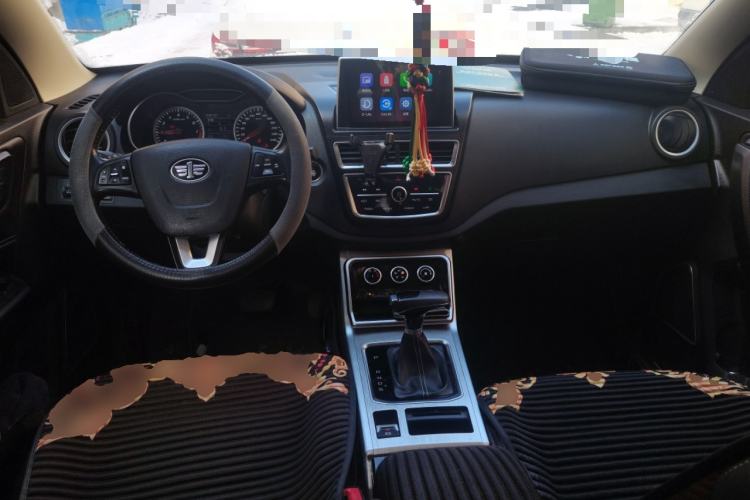 Used Bestune X40 2018 Internet Celebrity Edition 1.6L Automatic Luxury Version