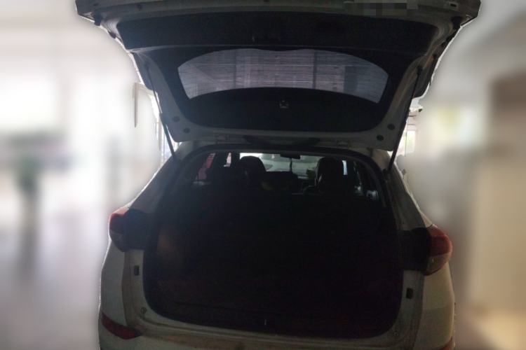 Used Hyundai Tucson 2015 1.6T Dual-Clutch Two-Wheel-Drive Smart Model
