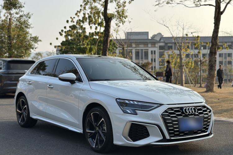 Used Audi A3 2024 Sportback 35 TFSI Fashionable Sports Model
