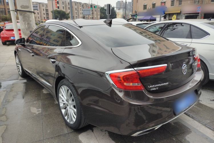 Used Buick LaCrosse 2018 28T Luxury Model
