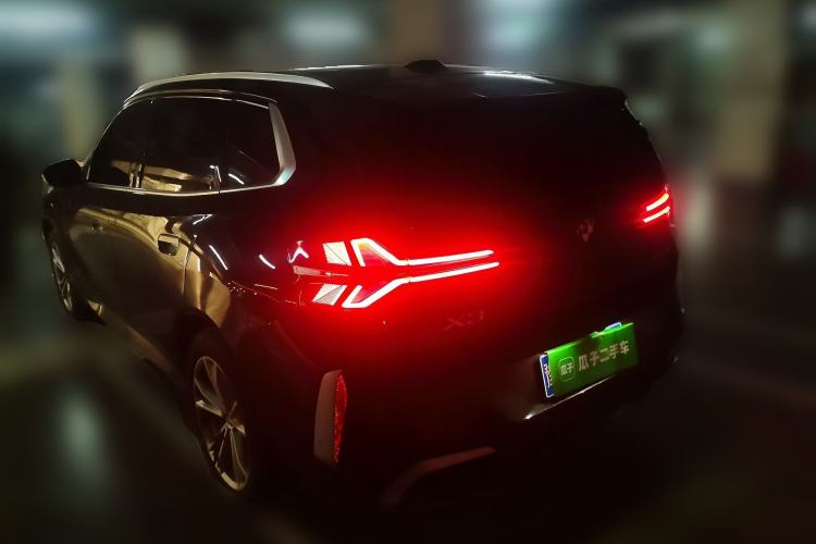 Used BMW X3 2025 xDrive25L Luxury Package