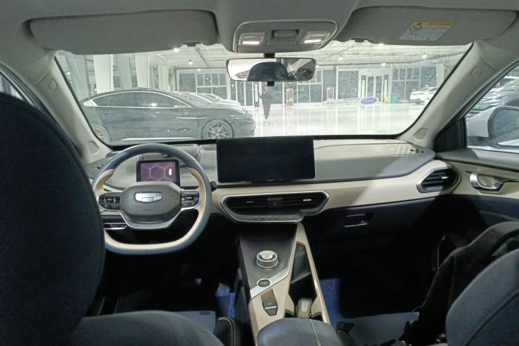 Used Geometry A 2021 Pro Enhanced High-Efficiency Range Version 600KM A600 Asian Games Edition