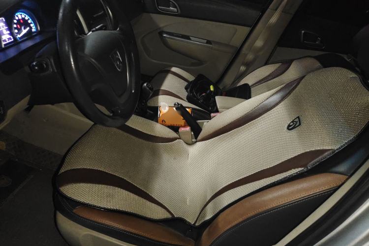 Used Baojun 610 2014 1.5L manual Comfort trim level