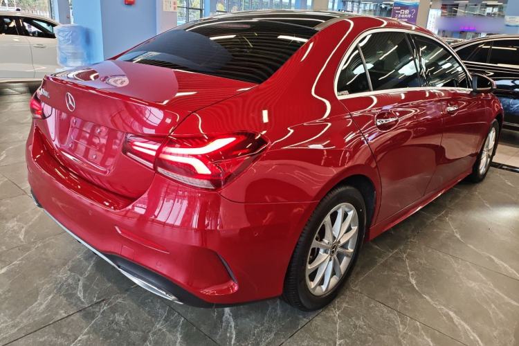 Used Mercedes-Benz A-Class 2021 A 200 L Sport Sedan Fashion Model
