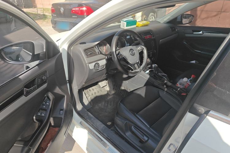 Used Volkswagen Sagitar 2018 1.6L Automatic Comfort Model
