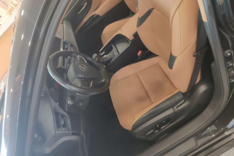 Used Lexus ES 2023 200 Excellence Edition Left Front Seat