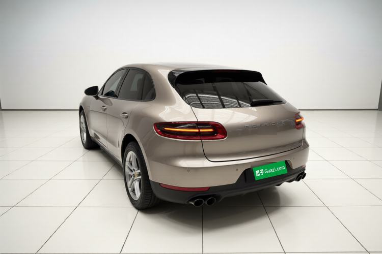 Used Porsche Macan 2017 Macan 2.0T Exterior 2