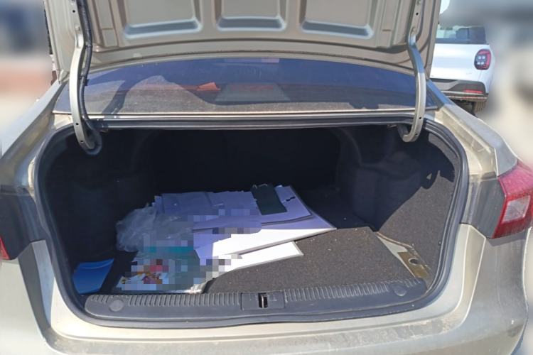 Used Roewe 360 2015 1.5L Manual Luxury Edition Trunk