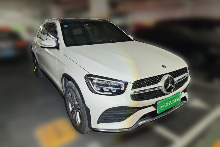 Used Mercedes-Benz GLC 2020 GLC 260 L 4MATIC Luxury Model Front Right 45 Deg