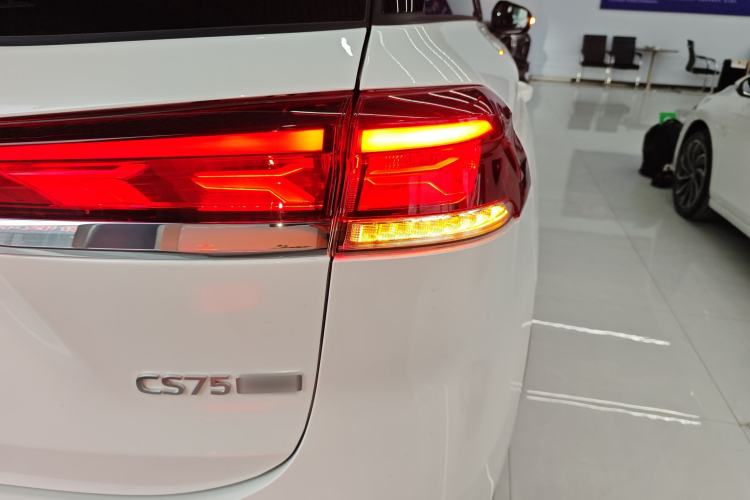 Used CHANGAN CS75 2026 Model PRO 1.5T DCT Prestige 7-Seater Exterior 3